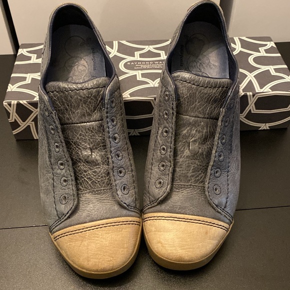 Patagonia Vintage Women’s Corridor Winter Sky Performance Footwear Size 7 - Picture 2 of 10